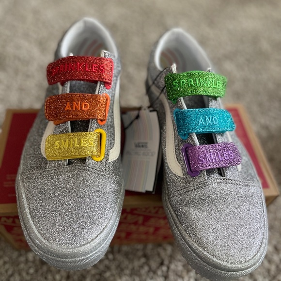 VANS X FLOUR SHOP Rainbow Pride Shoes NEW - Picture 3 of 10